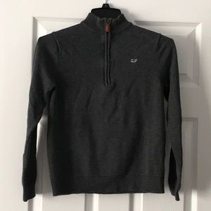 Boys Vineyard vines sweater